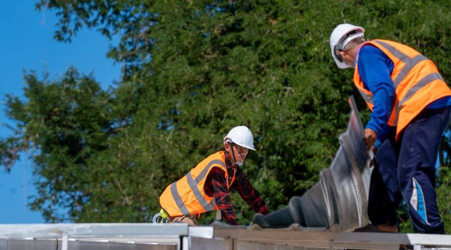 Professional New roof installation in Manokotak, AK